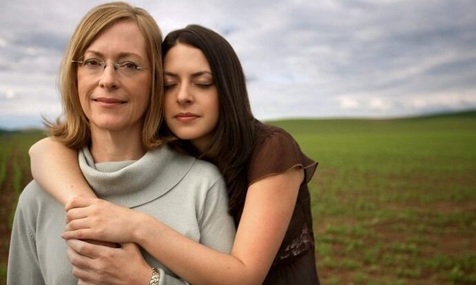 Mother and daughter suffer from varicose veins